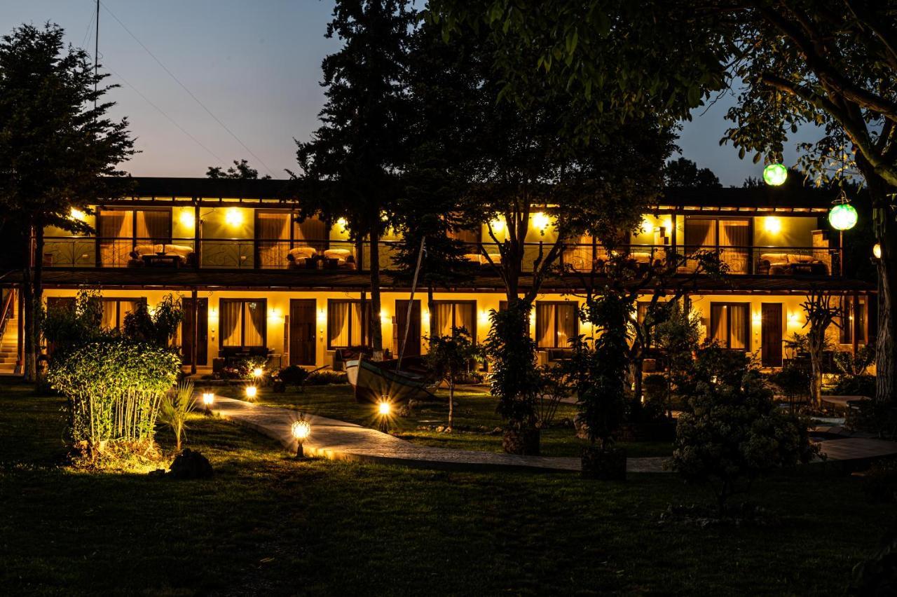 Simi Luxury Suites Pláka Litókhoro Eksteriør bilde
