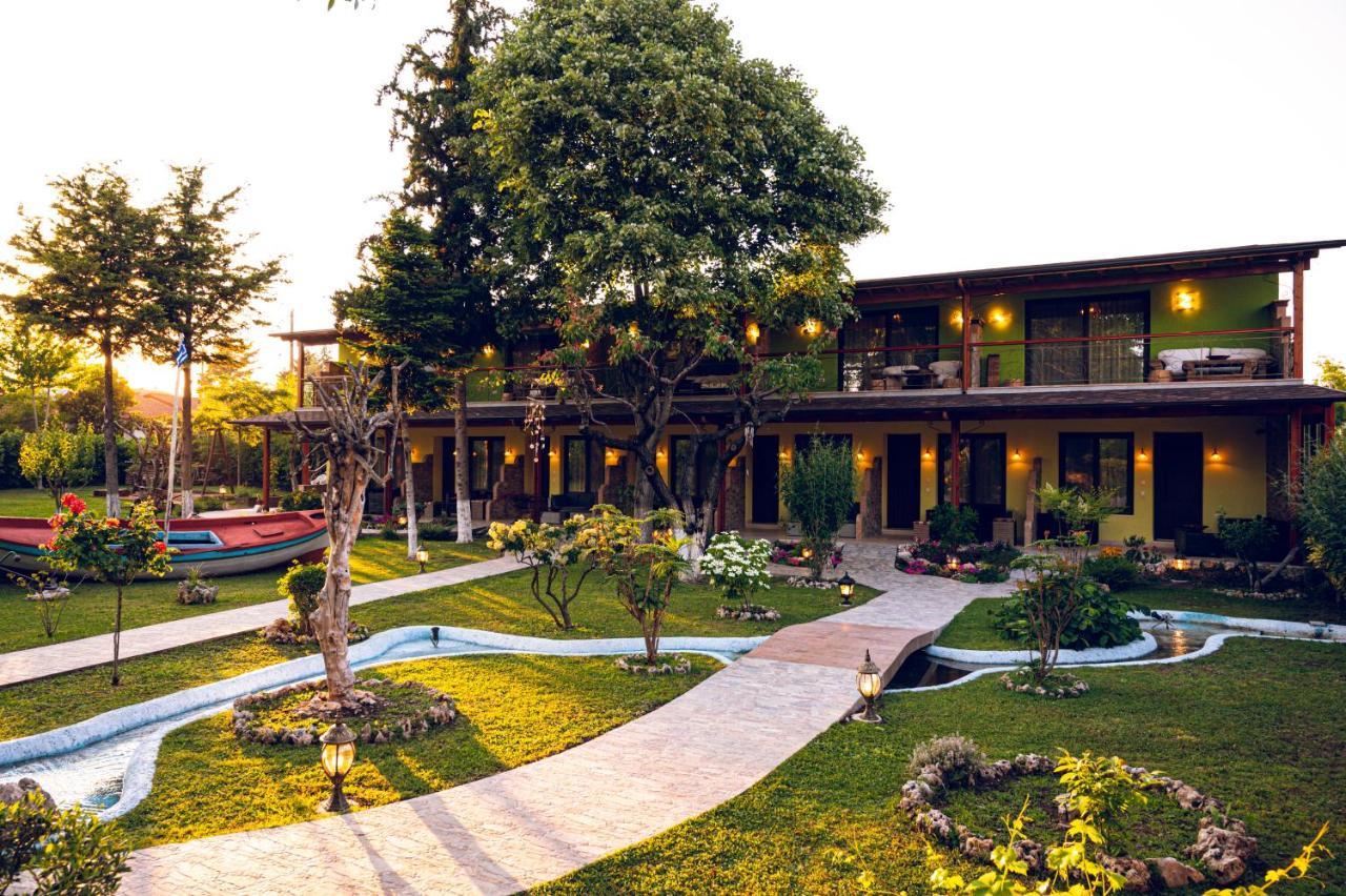 Simi Luxury Suites Pláka Litókhoro Eksteriør bilde