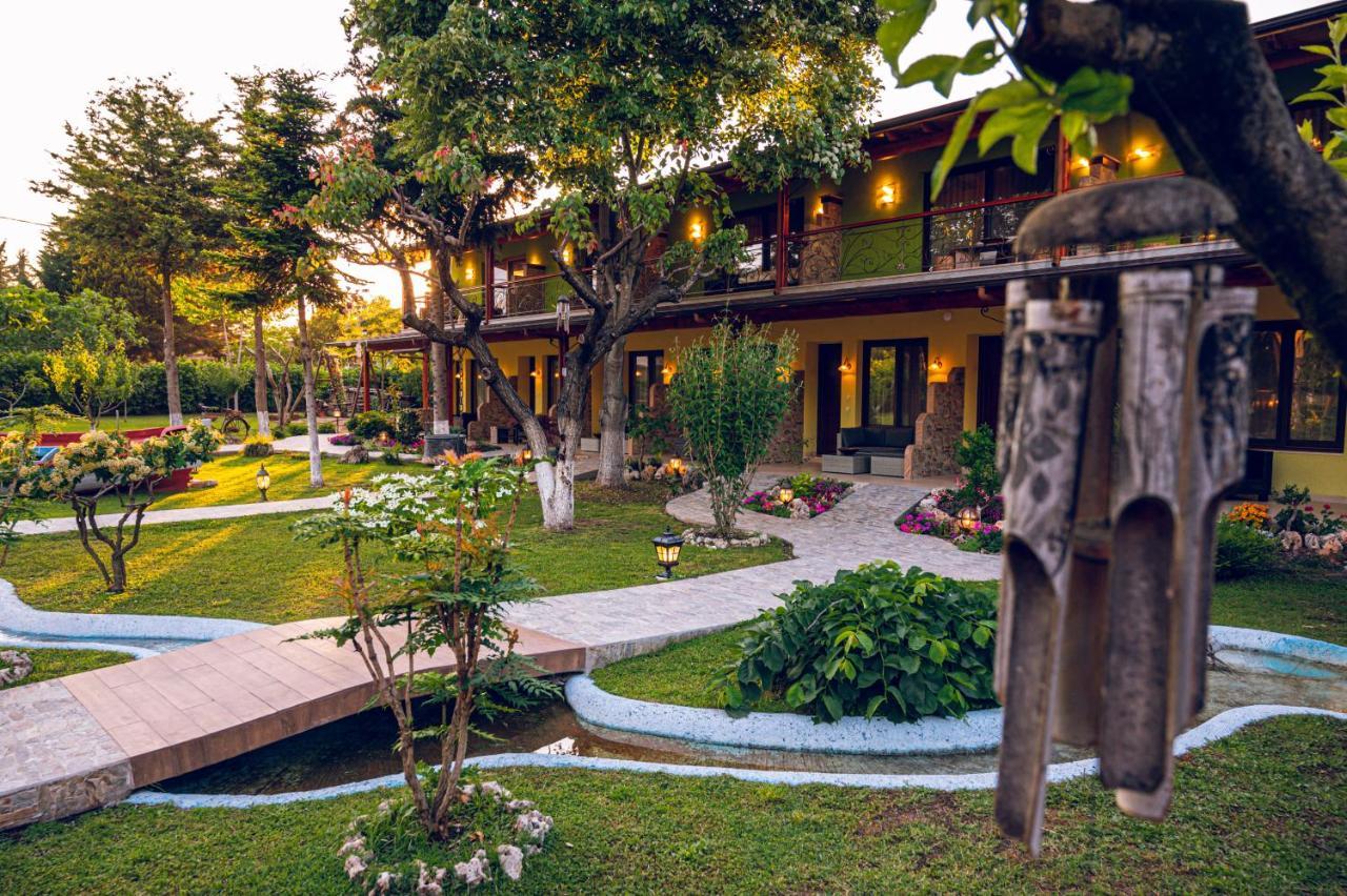 Simi Luxury Suites Pláka Litókhoro Eksteriør bilde
