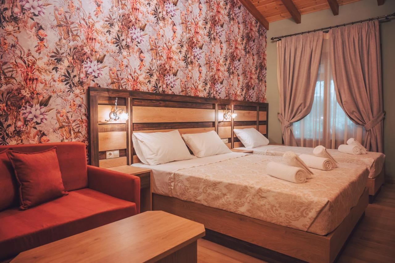 Simi Luxury Suites Pláka Litókhoro Rom bilde